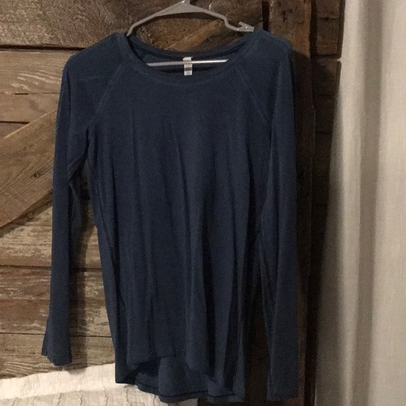 Lululemon Long Sleeve Blue Shirt, size 4 - Picture 1 of 4